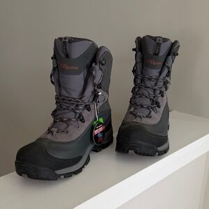 Columbia Men's Black and Gray Snow Boots